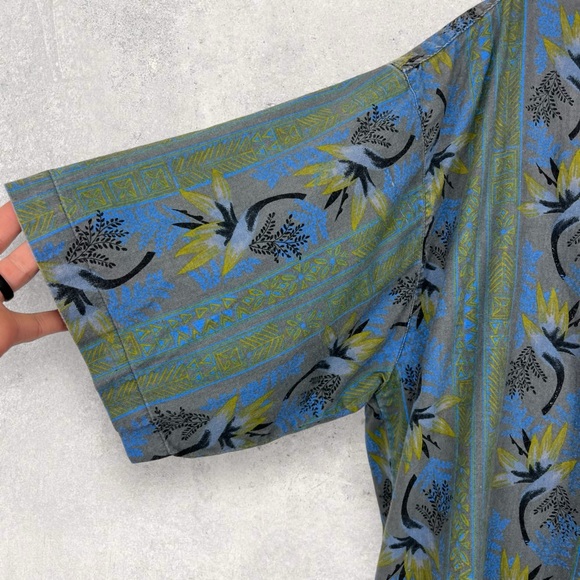 Pacific Scene Hawaiian Button-Up Shirt Size XL - Picture 2 of 6